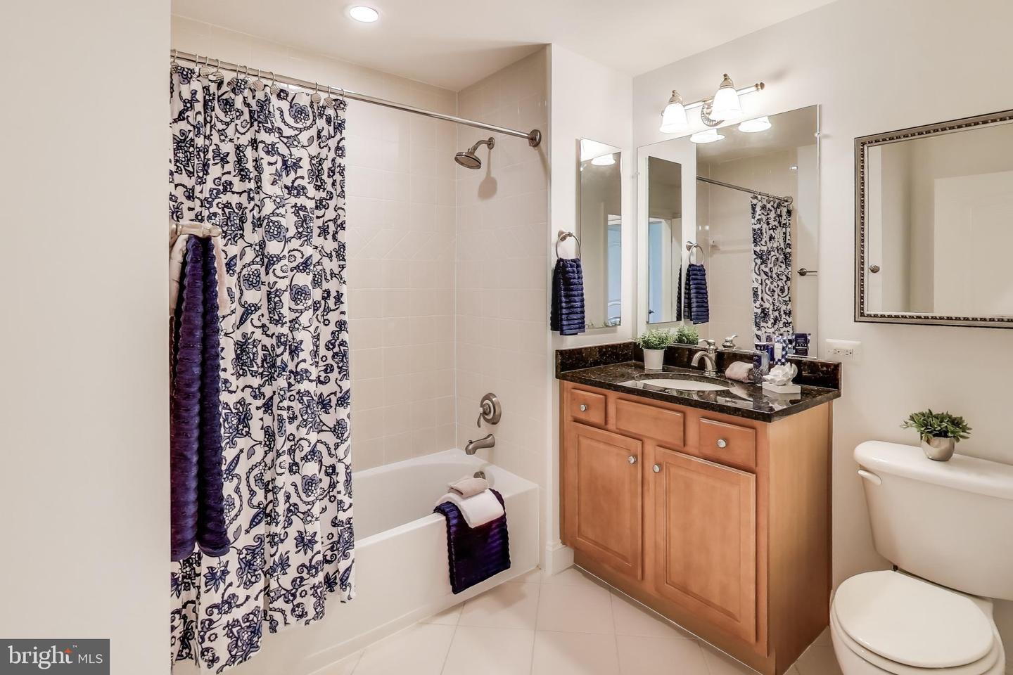 1781 CHAIN BRIDGE RD #402, MCLEAN, Virginia 22102, 2 Bedrooms Bedrooms, 6 Rooms Rooms,2 BathroomsBathrooms,Residential,For sale,1781 CHAIN BRIDGE RD #402,VAFX2262520 MLS # VAFX2262520
