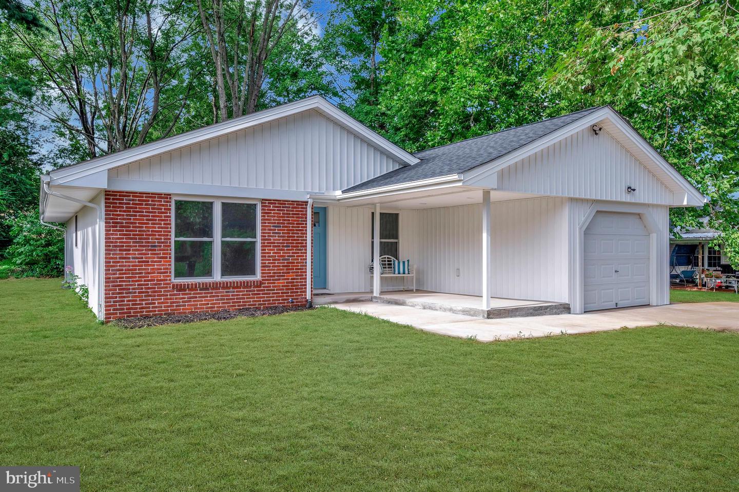 325 ELMWOOD DR, CULPEPER, Virginia 22701, 3 Bedrooms Bedrooms, ,2 BathroomsBathrooms,Residential,For sale,325 ELMWOOD DR,VACU2011380 MLS # VACU2011380