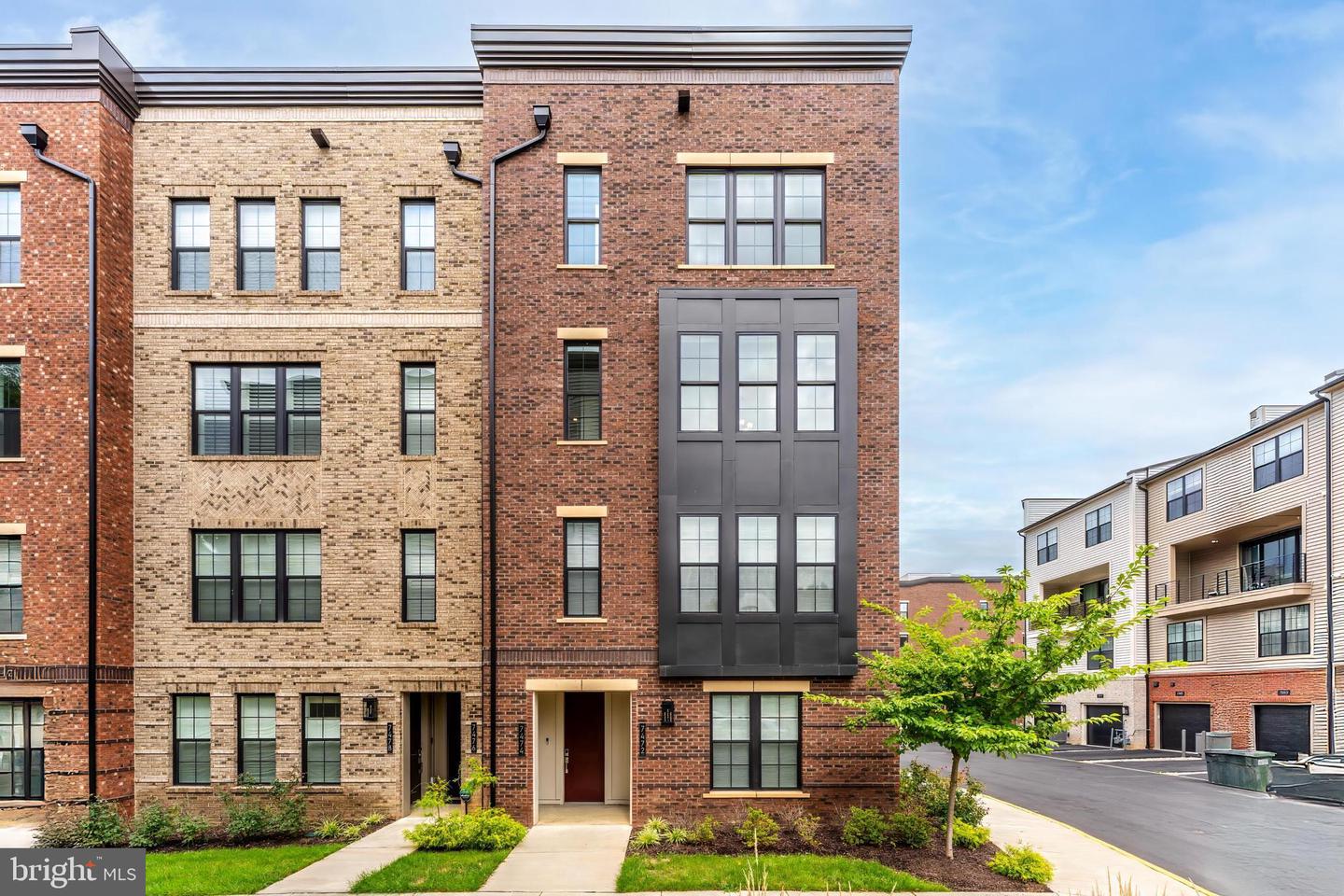 7474 BACKETT WOOD TER, MCLEAN, Virginia 22102, 3 Bedrooms Bedrooms, ,2 BathroomsBathrooms,Residential,For sale,7474 BACKETT WOOD TER,VAFX2262664 MLS # VAFX2262664