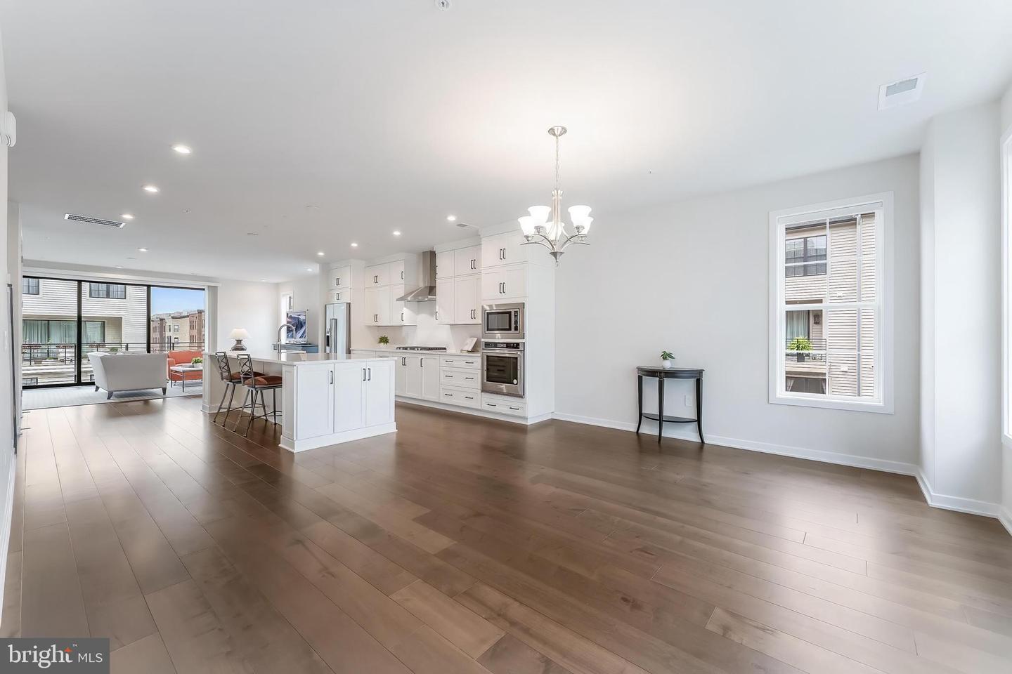 7474 BACKETT WOOD TER, MCLEAN, Virginia 22102, 3 Bedrooms Bedrooms, ,2 BathroomsBathrooms,Residential,For sale,7474 BACKETT WOOD TER,VAFX2262664 MLS # VAFX2262664
