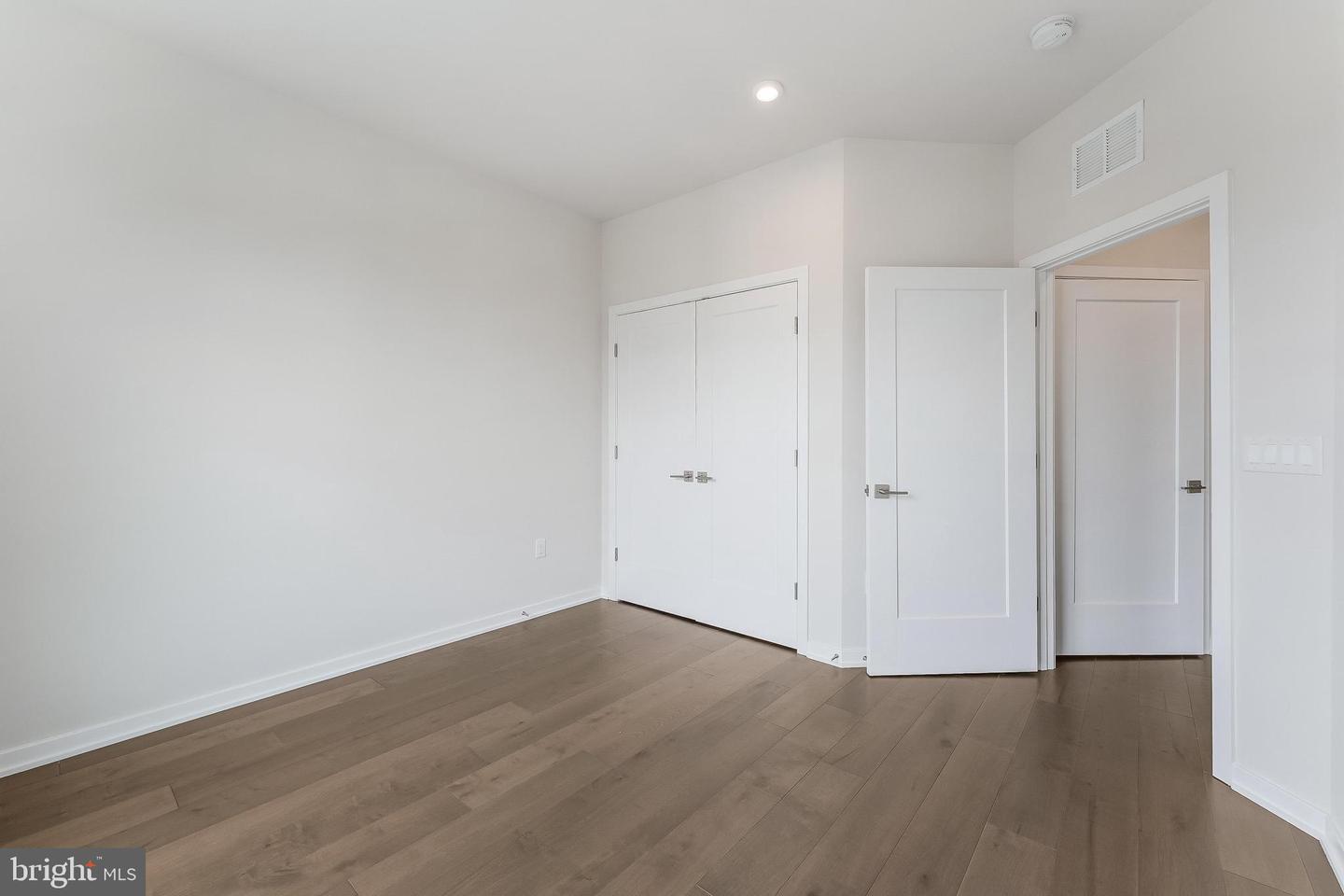7474 BACKETT WOOD TER, MCLEAN, Virginia 22102, 3 Bedrooms Bedrooms, ,2 BathroomsBathrooms,Residential,For sale,7474 BACKETT WOOD TER,VAFX2262664 MLS # VAFX2262664