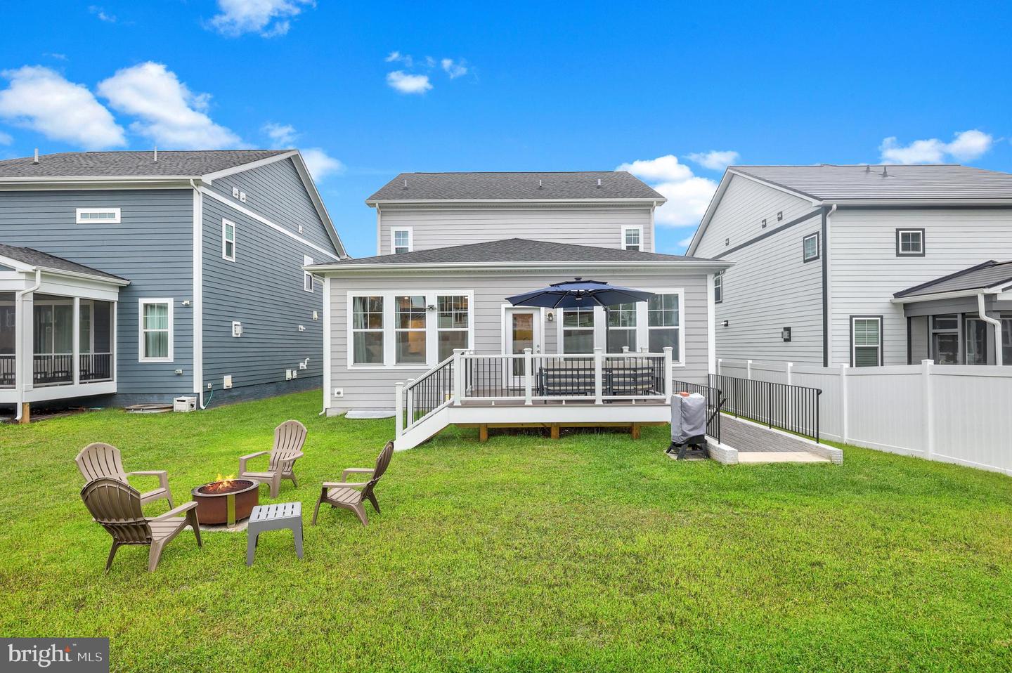 6403 HILLVIEW AVE, ALEXANDRIA, Virginia 22310, 5 Bedrooms Bedrooms, 18 Rooms Rooms,4 BathroomsBathrooms,Residential,For sale,6403 HILLVIEW AVE,VAFX2262682 MLS # VAFX2262682