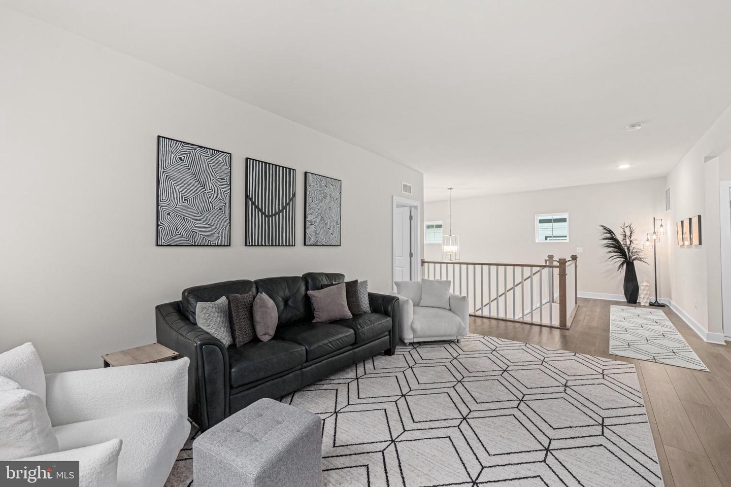 6403 HILLVIEW AVE, ALEXANDRIA, Virginia 22310, 5 Bedrooms Bedrooms, 18 Rooms Rooms,4 BathroomsBathrooms,Residential,For sale,6403 HILLVIEW AVE,VAFX2262682 MLS # VAFX2262682