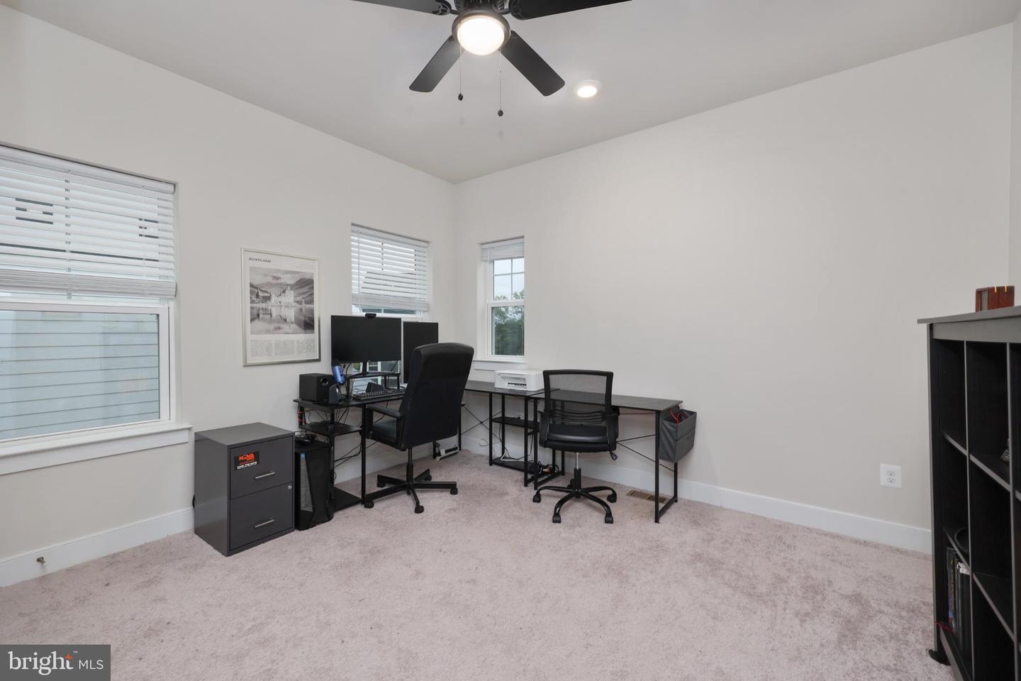 6403 HILLVIEW AVE, ALEXANDRIA, Virginia 22310, 5 Bedrooms Bedrooms, 18 Rooms Rooms,4 BathroomsBathrooms,Residential,For sale,6403 HILLVIEW AVE,VAFX2262682 MLS # VAFX2262682