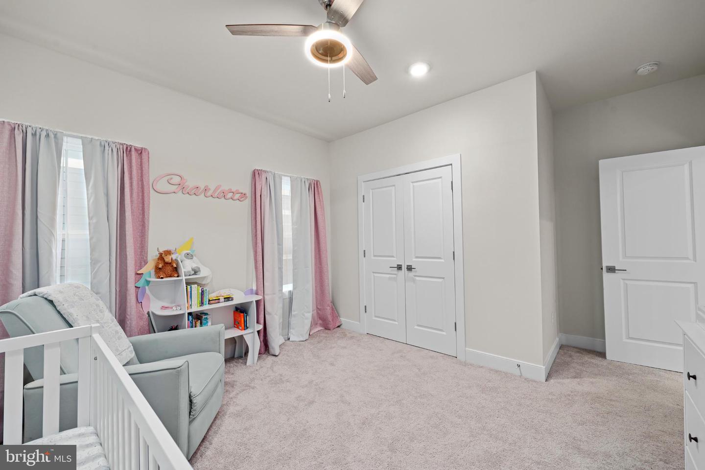 6403 HILLVIEW AVE, ALEXANDRIA, Virginia 22310, 5 Bedrooms Bedrooms, 18 Rooms Rooms,4 BathroomsBathrooms,Residential,For sale,6403 HILLVIEW AVE,VAFX2262682 MLS # VAFX2262682