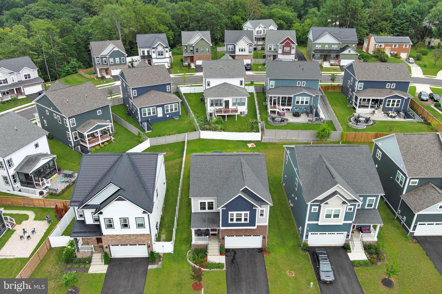 6403 HILLVIEW AVE, ALEXANDRIA, Virginia 22310, 5 Bedrooms Bedrooms, 18 Rooms Rooms,4 BathroomsBathrooms,Residential,For sale,6403 HILLVIEW AVE,VAFX2262682 MLS # VAFX2262682