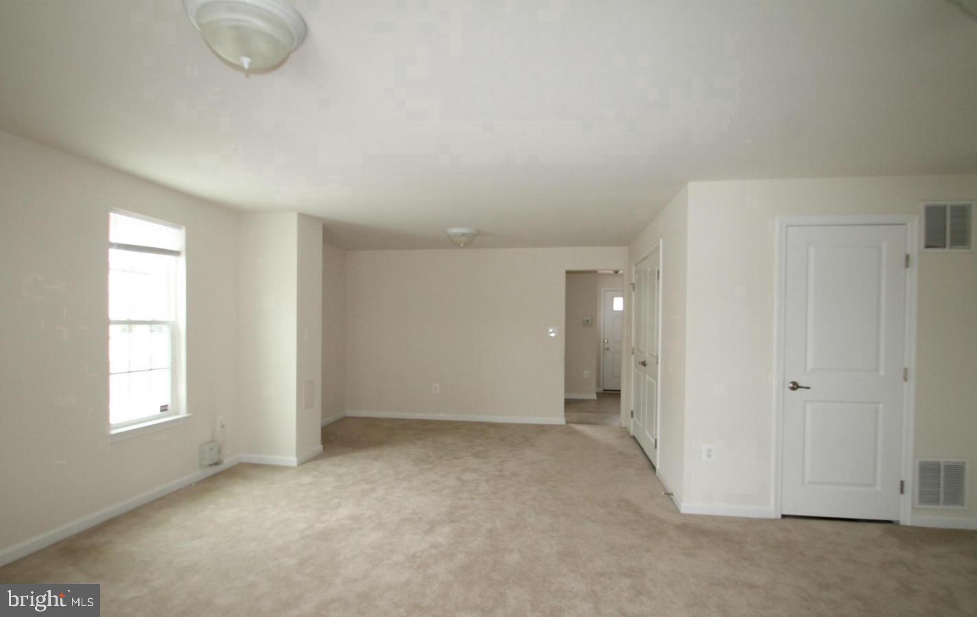 313 BRENTON RD #40, FREDERICKSBURG, Virginia 22405, 3 Bedrooms Bedrooms, ,2 BathroomsBathrooms,Residential,For sale,313 BRENTON RD #40,VAST2042030 MLS # VAST2042030