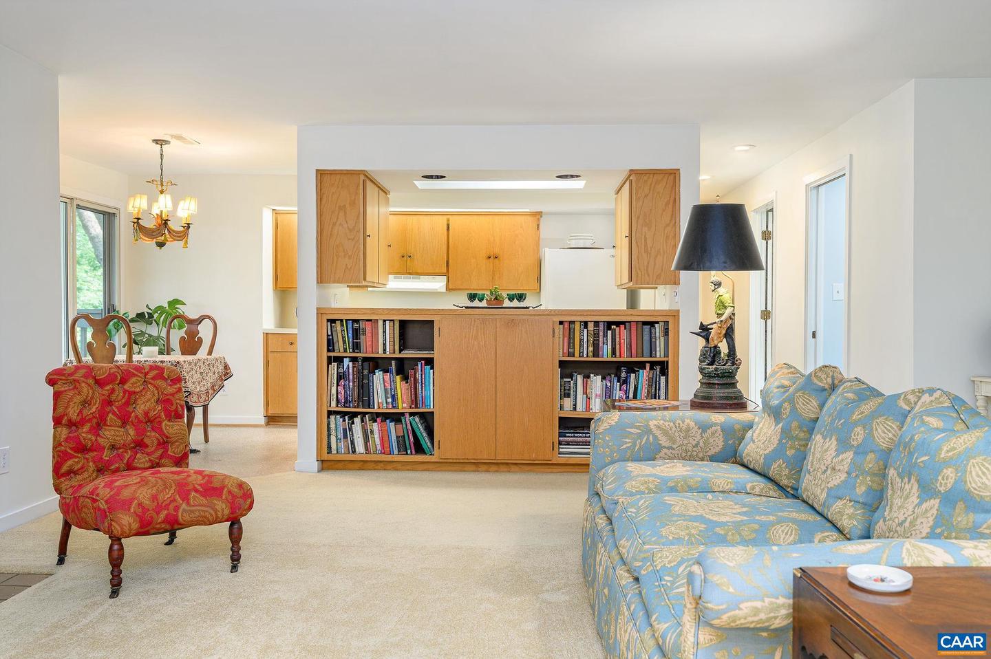 207 NW 2ND ST #D, CHARLOTTESVILLE, Virginia 22902, 2 Bedrooms Bedrooms, ,1 BathroomBathrooms,Residential,For sale,207 NW 2ND ST #D,668084 MLS # 668084