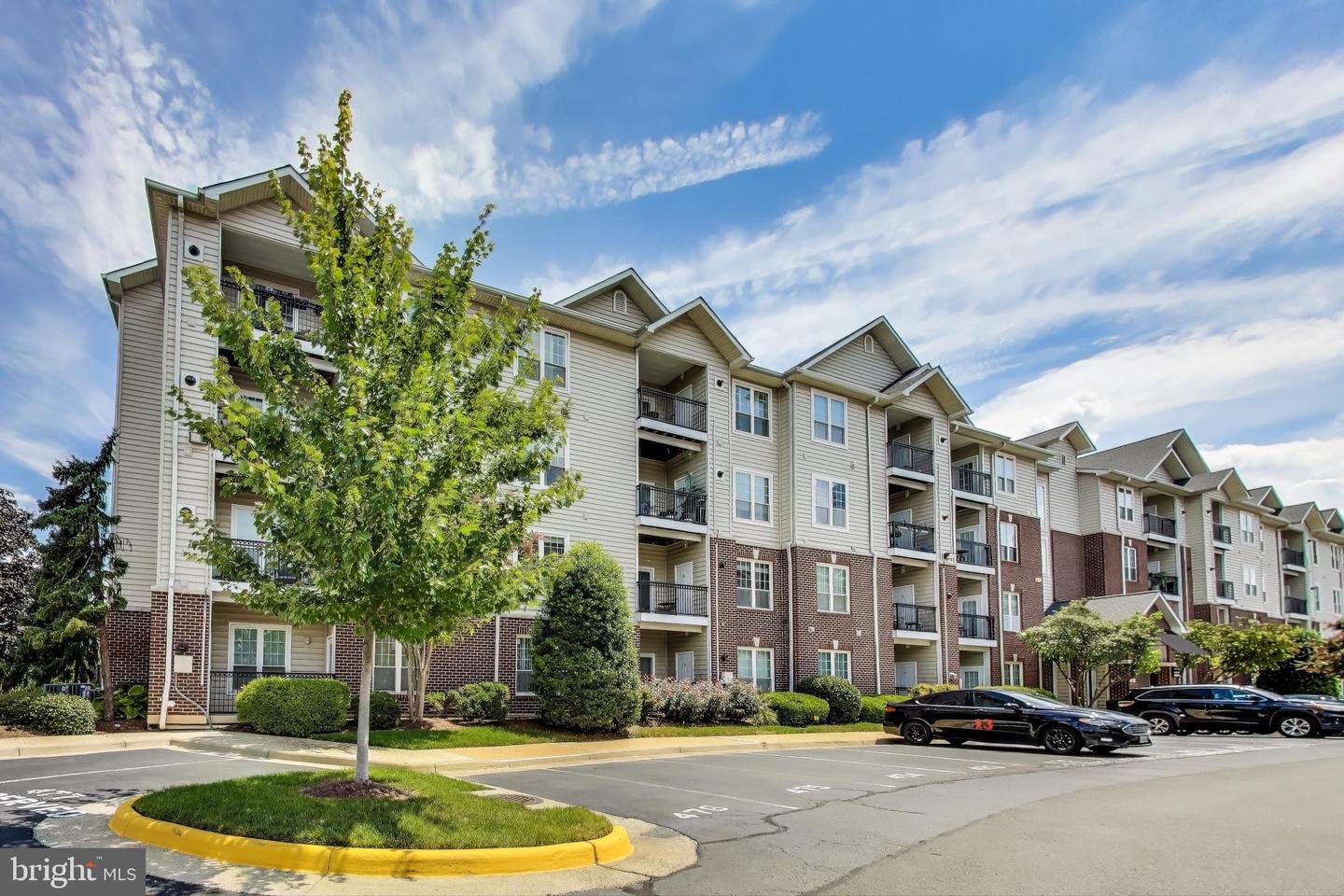 1571 SPRING GATE DR #6208, MCLEAN, Virginia 22102, 2 Bedrooms Bedrooms, ,2 BathroomsBathrooms,Residential,For sale,1571 SPRING GATE DR #6208,VAFX2262928 MLS # VAFX2262928