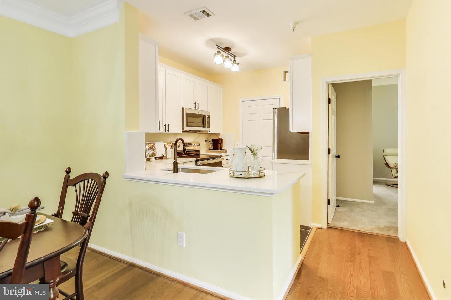 1571 SPRING GATE DR #6208, MCLEAN, Virginia 22102, 2 Bedrooms Bedrooms, ,2 BathroomsBathrooms,Residential,For sale,1571 SPRING GATE DR #6208,VAFX2262928 MLS # VAFX2262928
