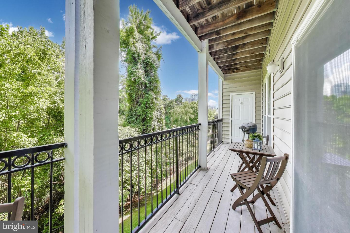 1571 SPRING GATE DR #6208, MCLEAN, Virginia 22102, 2 Bedrooms Bedrooms, ,2 BathroomsBathrooms,Residential,For sale,1571 SPRING GATE DR #6208,VAFX2262928 MLS # VAFX2262928
