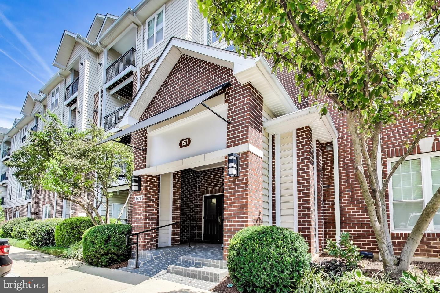 1571 SPRING GATE DR #6208, MCLEAN, Virginia 22102, 2 Bedrooms Bedrooms, ,2 BathroomsBathrooms,Residential,For sale,1571 SPRING GATE DR #6208,VAFX2262928 MLS # VAFX2262928