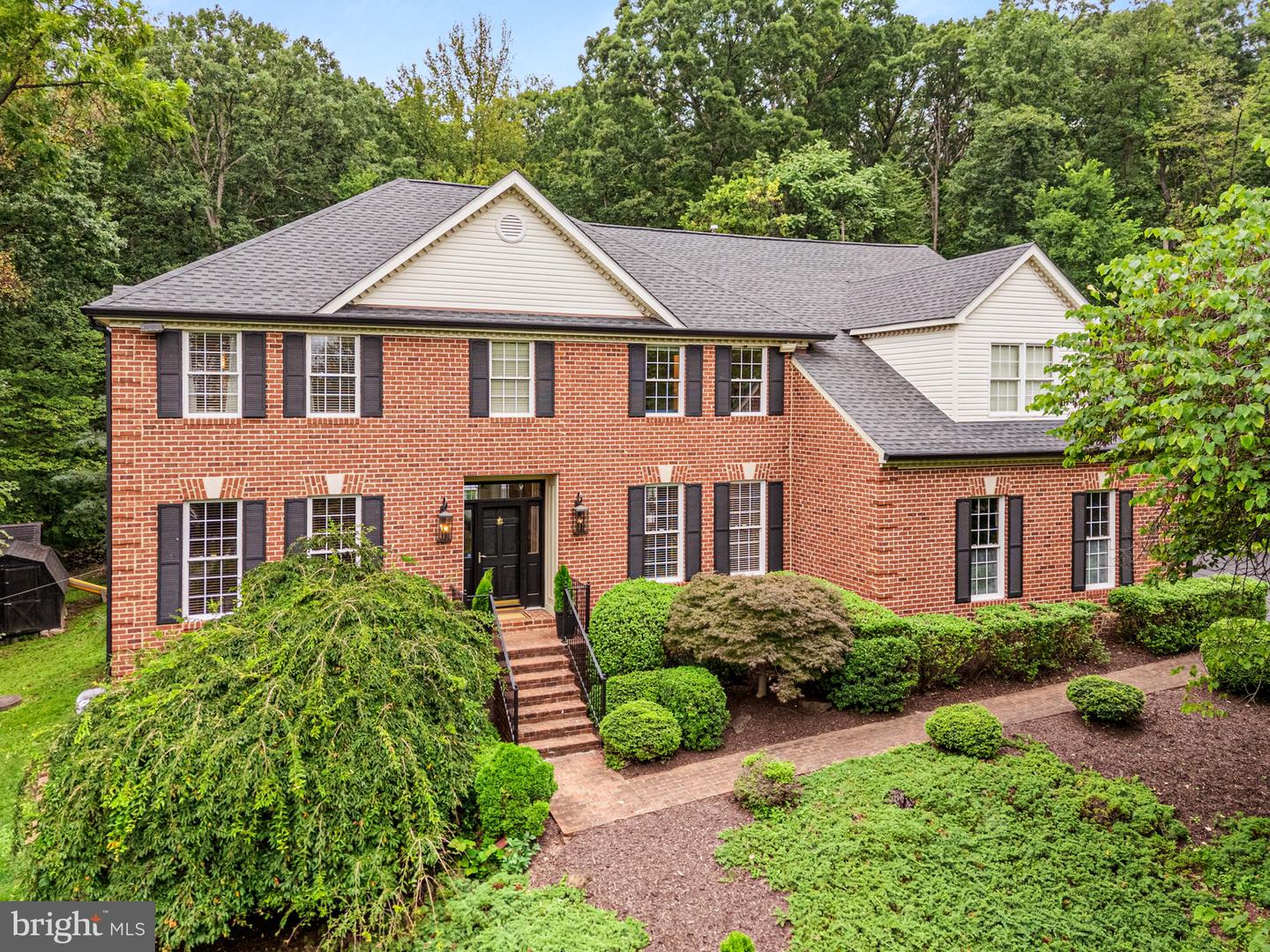 7534 CANNONEER CT E, WARRENTON, Virginia 20186, 6 Bedrooms Bedrooms, ,4 BathroomsBathrooms,Residential,For sale,7534 CANNONEER CT E,VAFQ2018018 MLS # VAFQ2018018