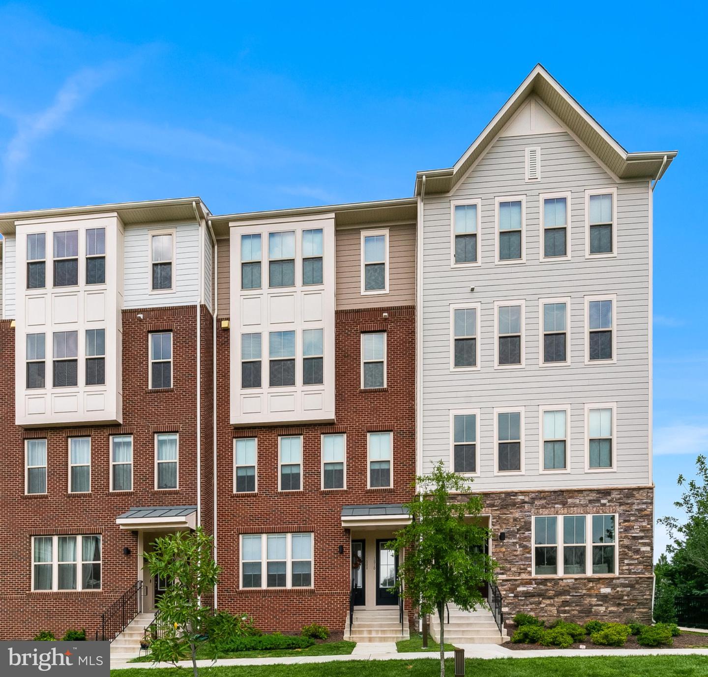 1008 GALENA TER NE, LEESBURG, Virginia 20176, 3 Bedrooms Bedrooms, 6 Rooms Rooms,2 BathroomsBathrooms,Residential,For sale,1008 GALENA TER NE,VALO2105212 MLS # VALO2105212