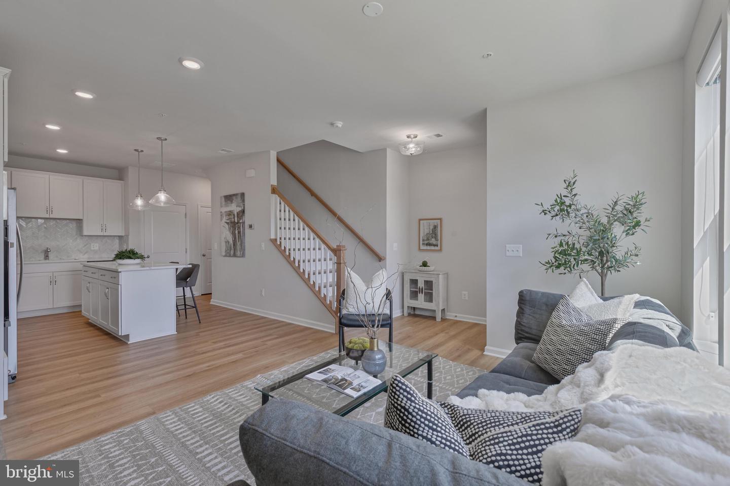 1008 GALENA TER NE, LEESBURG, Virginia 20176, 3 Bedrooms Bedrooms, 6 Rooms Rooms,2 BathroomsBathrooms,Residential,For sale,1008 GALENA TER NE,VALO2105212 MLS # VALO2105212