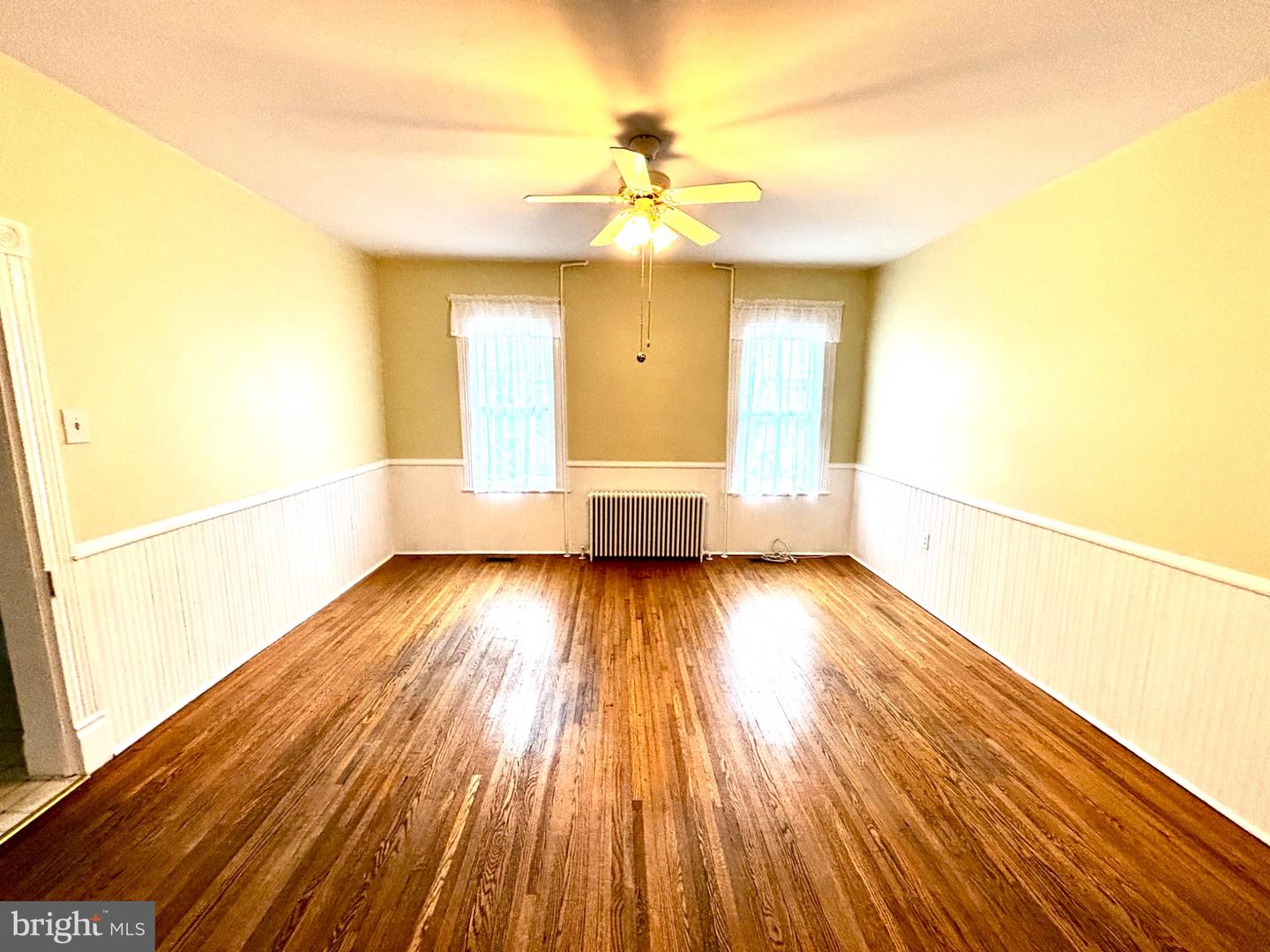 104 S HIGH, EDINBURG, Virginia 22824, 4 Bedrooms Bedrooms, ,1 BathroomBathrooms,Residential,For sale,104 S HIGH,VASH2012312 MLS # VASH2012312