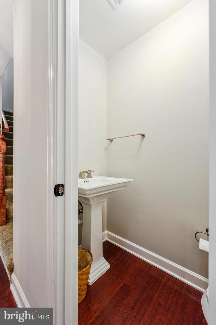 10476 MALONE CT, FAIRFAX, Virginia 22032, 3 Bedrooms Bedrooms, ,2 BathroomsBathrooms,Residential,For sale,10476 MALONE CT,VAFX2262984 MLS # VAFX2262984