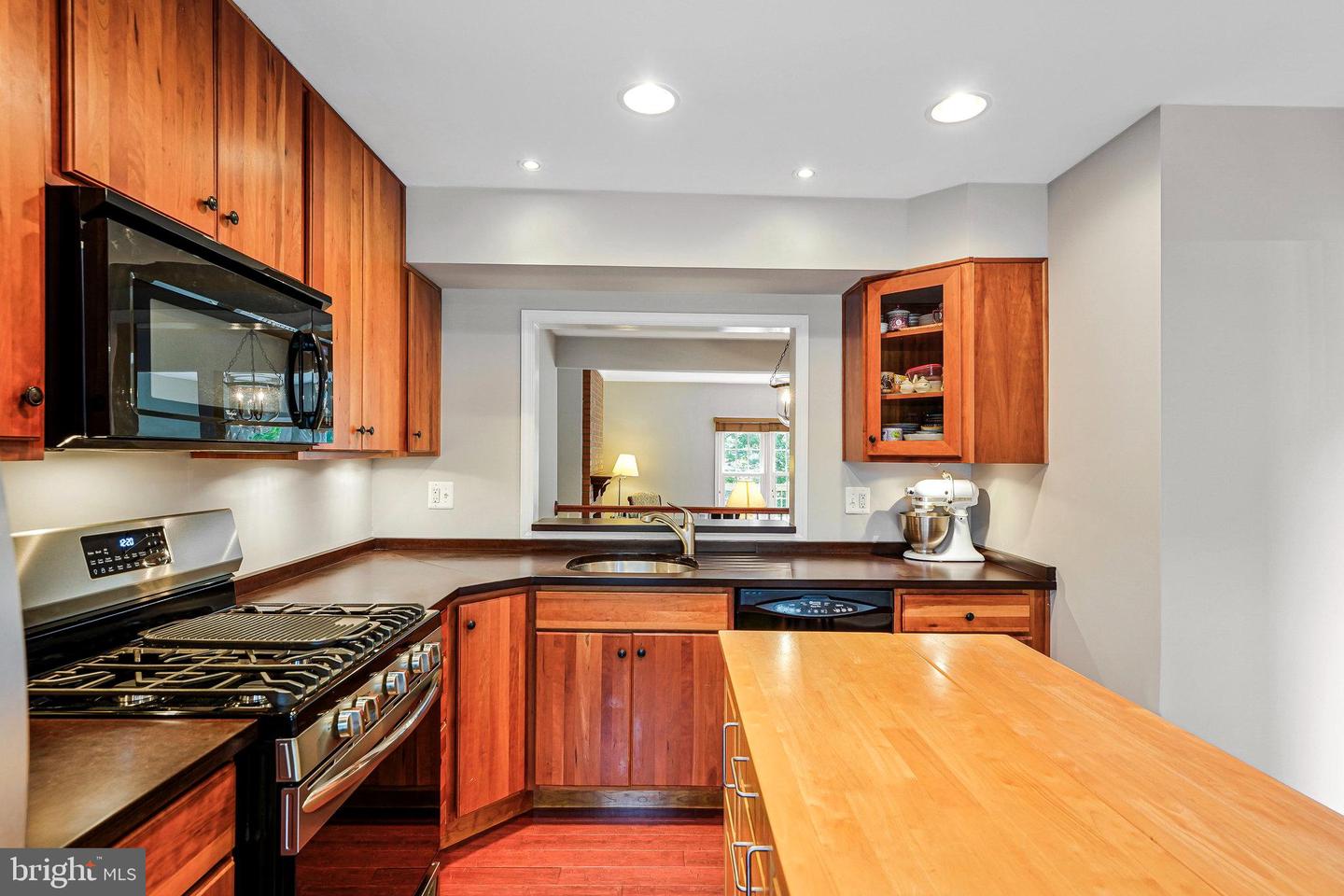10476 MALONE CT, FAIRFAX, Virginia 22032, 3 Bedrooms Bedrooms, ,2 BathroomsBathrooms,Residential,For sale,10476 MALONE CT,VAFX2262984 MLS # VAFX2262984