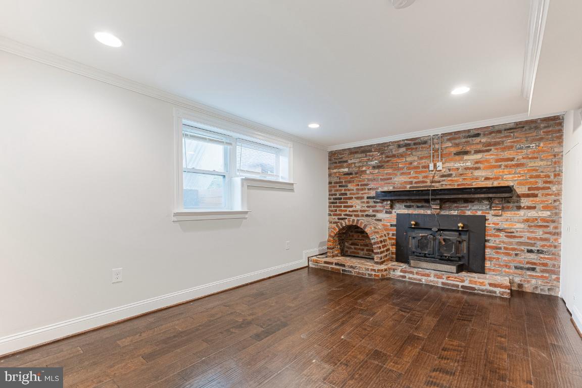 4211 DOWNING ST, ANNANDALE, Virginia 22003, 5 Bedrooms Bedrooms, 9 Rooms Rooms,4 BathroomsBathrooms,Residential,For sale,4211 DOWNING ST,VAFX2263028 MLS # VAFX2263028