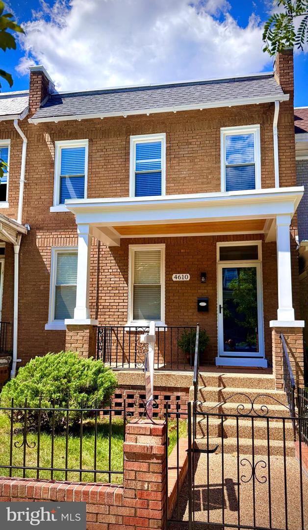 4610 9TH ST NW, WASHINGTON, District Of Columbia 20011, 4 Bedrooms Bedrooms, ,3 BathroomsBathrooms,Residential,For sale,4610 9TH ST NW,DCDC2216582 MLS # DCDC2216582