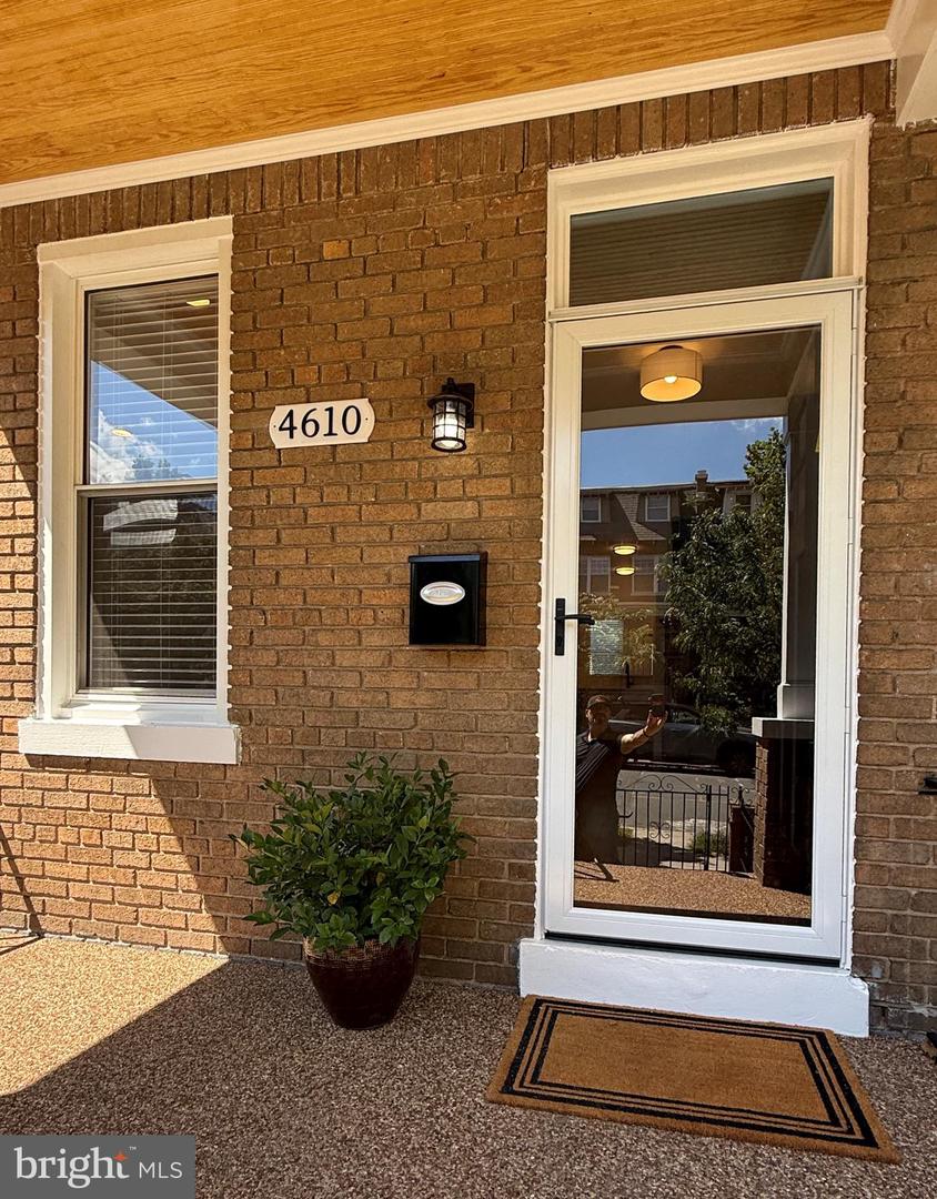 4610 9TH ST NW, WASHINGTON, District Of Columbia 20011, 4 Bedrooms Bedrooms, ,3 BathroomsBathrooms,Residential,For sale,4610 9TH ST NW,DCDC2216582 MLS # DCDC2216582