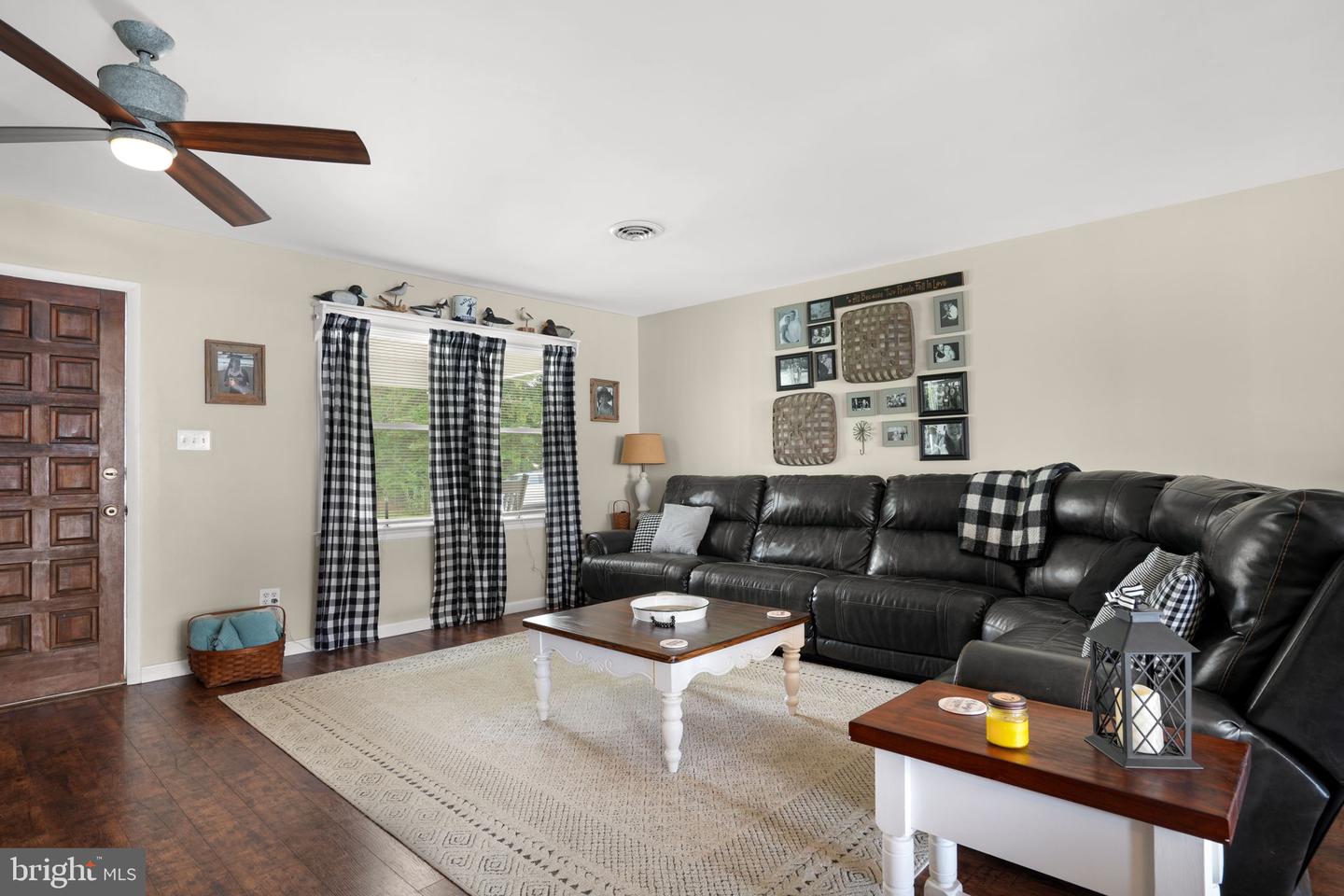 4192 SUNRISE DRIVE CIR, CHINCOTEAGUE ISLAND, Virginia 23336, 2 Bedrooms Bedrooms, ,3 BathroomsBathrooms,Residential,For sale,4192 SUNRISE DRIVE CIR,VAAC2002182 MLS # VAAC2002182