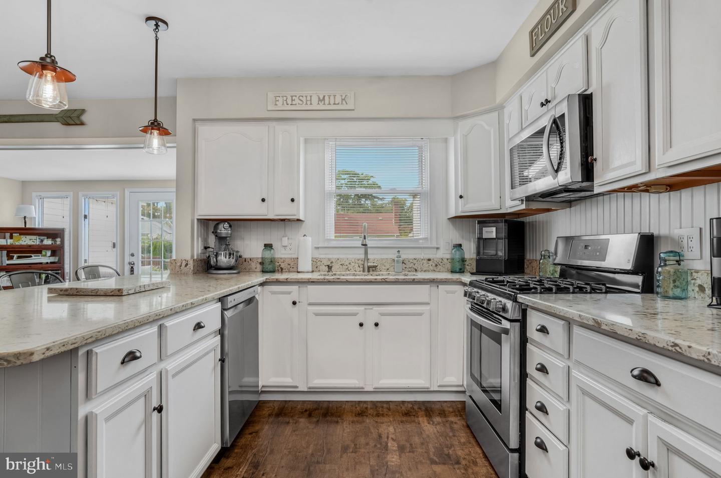 4192 SUNRISE DRIVE CIR, CHINCOTEAGUE ISLAND, Virginia 23336, 2 Bedrooms Bedrooms, ,3 BathroomsBathrooms,Residential,For sale,4192 SUNRISE DRIVE CIR,VAAC2002182 MLS # VAAC2002182
