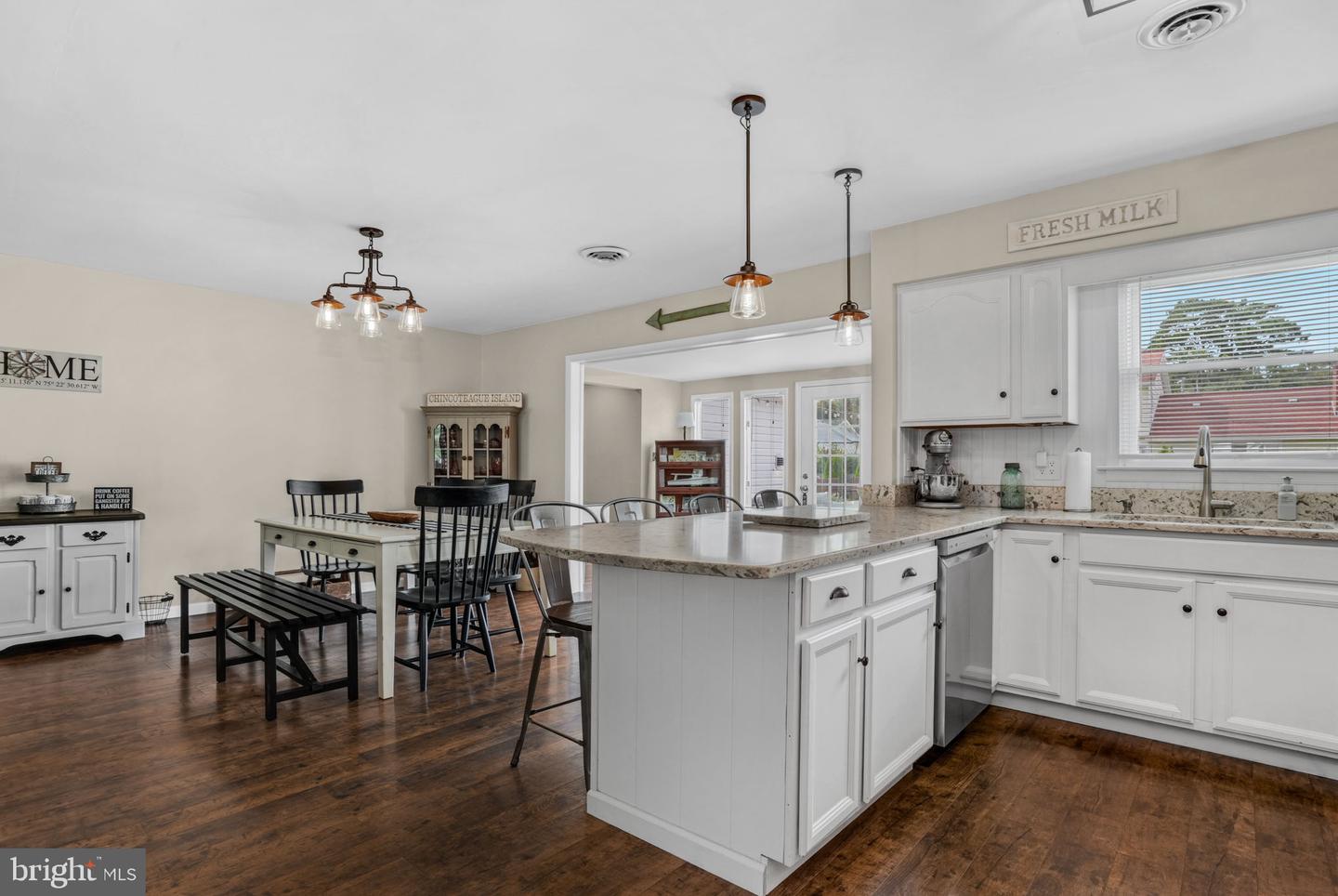 4192 SUNRISE DRIVE CIR, CHINCOTEAGUE ISLAND, Virginia 23336, 2 Bedrooms Bedrooms, ,3 BathroomsBathrooms,Residential,For sale,4192 SUNRISE DRIVE CIR,VAAC2002182 MLS # VAAC2002182