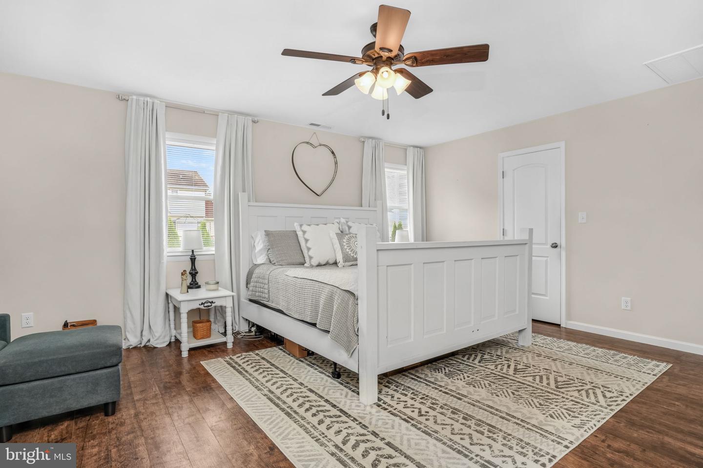 4192 SUNRISE DRIVE CIR, CHINCOTEAGUE ISLAND, Virginia 23336, 2 Bedrooms Bedrooms, ,3 BathroomsBathrooms,Residential,For sale,4192 SUNRISE DRIVE CIR,VAAC2002182 MLS # VAAC2002182