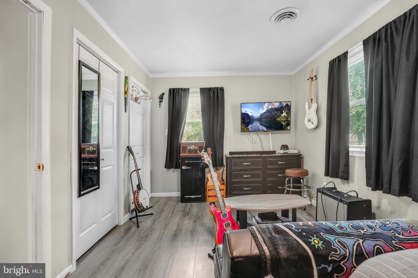 4192 SUNRISE DRIVE CIR, CHINCOTEAGUE ISLAND, Virginia 23336, 2 Bedrooms Bedrooms, ,3 BathroomsBathrooms,Residential,For sale,4192 SUNRISE DRIVE CIR,VAAC2002182 MLS # VAAC2002182