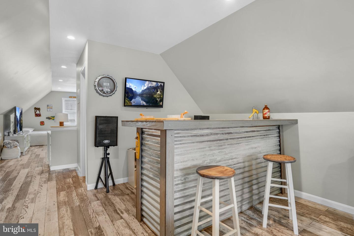 4192 SUNRISE DRIVE CIR, CHINCOTEAGUE ISLAND, Virginia 23336, 2 Bedrooms Bedrooms, ,3 BathroomsBathrooms,Residential,For sale,4192 SUNRISE DRIVE CIR,VAAC2002182 MLS # VAAC2002182
