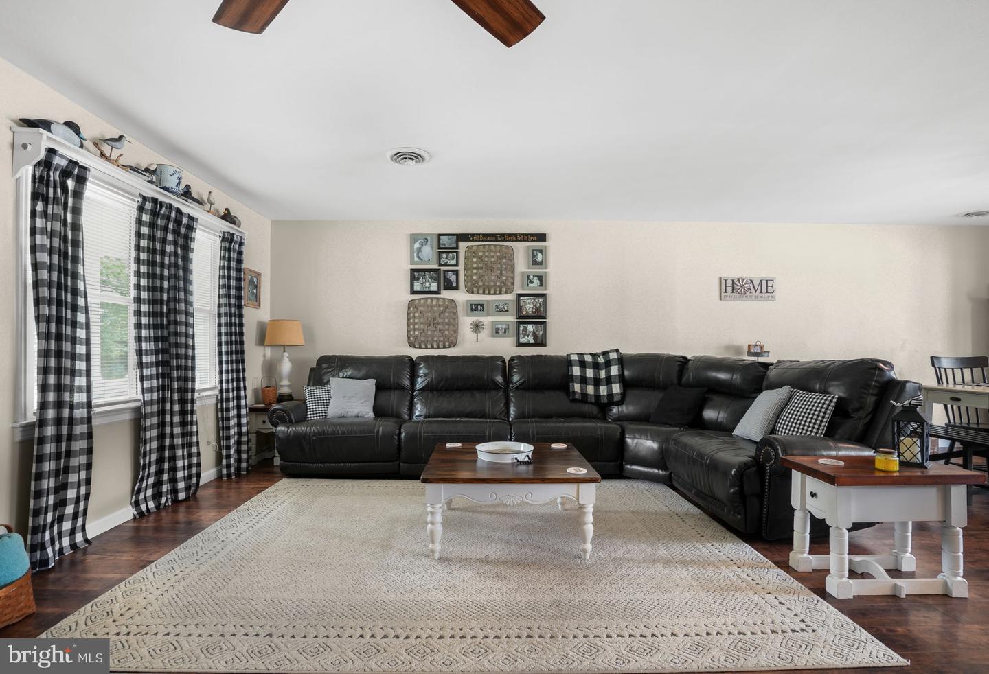 4192 SUNRISE DRIVE CIR, CHINCOTEAGUE ISLAND, Virginia 23336, 2 Bedrooms Bedrooms, ,3 BathroomsBathrooms,Residential,For sale,4192 SUNRISE DRIVE CIR,VAAC2002182 MLS # VAAC2002182