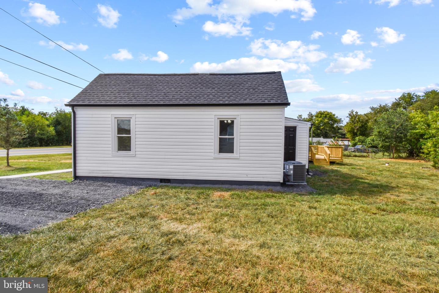 11375 PORT REPUBLIC RD, PORT REPUBLIC, Virginia 24471, 3 Bedrooms Bedrooms, 5 Rooms Rooms,2 BathroomsBathrooms,Residential,For sale,11375 PORT REPUBLIC RD,VARO2002520 MLS # VARO2002520