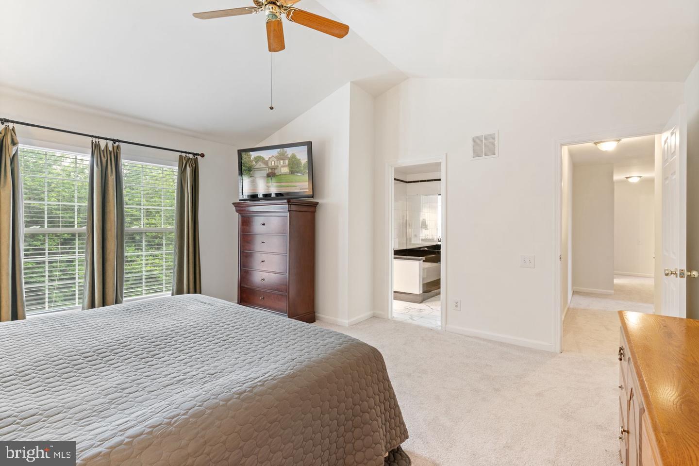 9341 AMARYLLIS AVE, MANASSAS, Virginia 20110, 4 Bedrooms Bedrooms, ,3 BathroomsBathrooms,Residential,For sale,9341 AMARYLLIS AVE,VAMN2009254 MLS # VAMN2009254