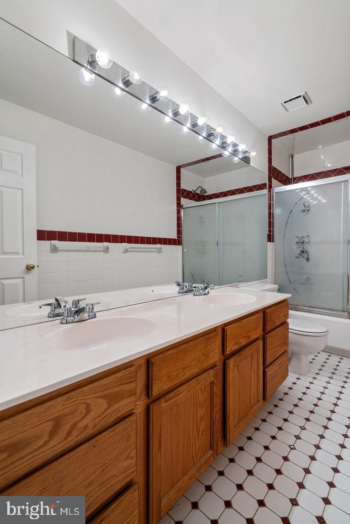9341 AMARYLLIS AVE, MANASSAS, Virginia 20110, 4 Bedrooms Bedrooms, ,3 BathroomsBathrooms,Residential,For sale,9341 AMARYLLIS AVE,VAMN2009254 MLS # VAMN2009254