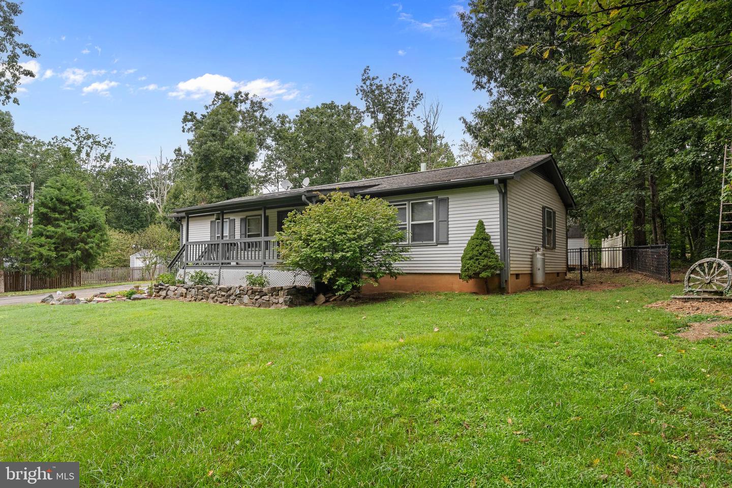 13218 FLINTLOCK DR, SPOTSYLVANIA, Virginia 22551, 3 Bedrooms Bedrooms, ,2 BathroomsBathrooms,Residential,For sale,13218 FLINTLOCK DR,VASP2035780 MLS # VASP2035780