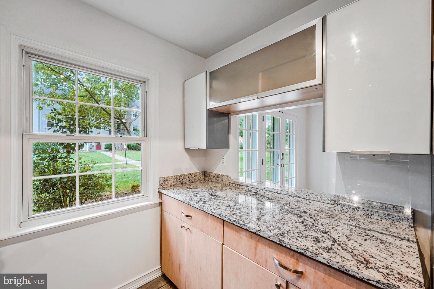 9451 FAIRFAX BLVD #102, FAIRFAX, Virginia 22031, 2 Bedrooms Bedrooms, ,1 BathroomBathrooms,Residential,For sale,9451 FAIRFAX BLVD #102,VAFC2006868 MLS # VAFC2006868