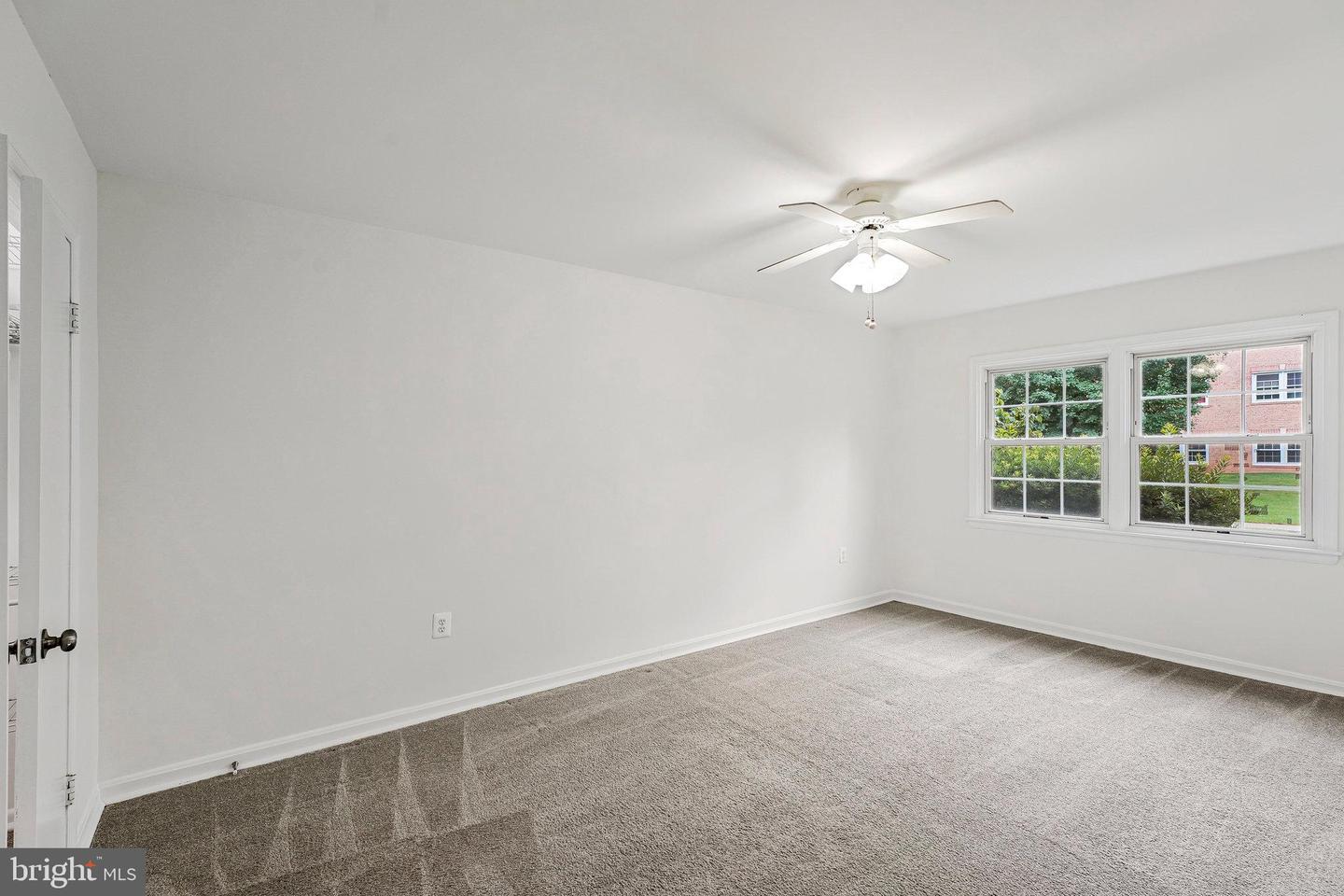 9451 FAIRFAX BLVD #102, FAIRFAX, Virginia 22031, 2 Bedrooms Bedrooms, ,1 BathroomBathrooms,Residential,For sale,9451 FAIRFAX BLVD #102,VAFC2006868 MLS # VAFC2006868