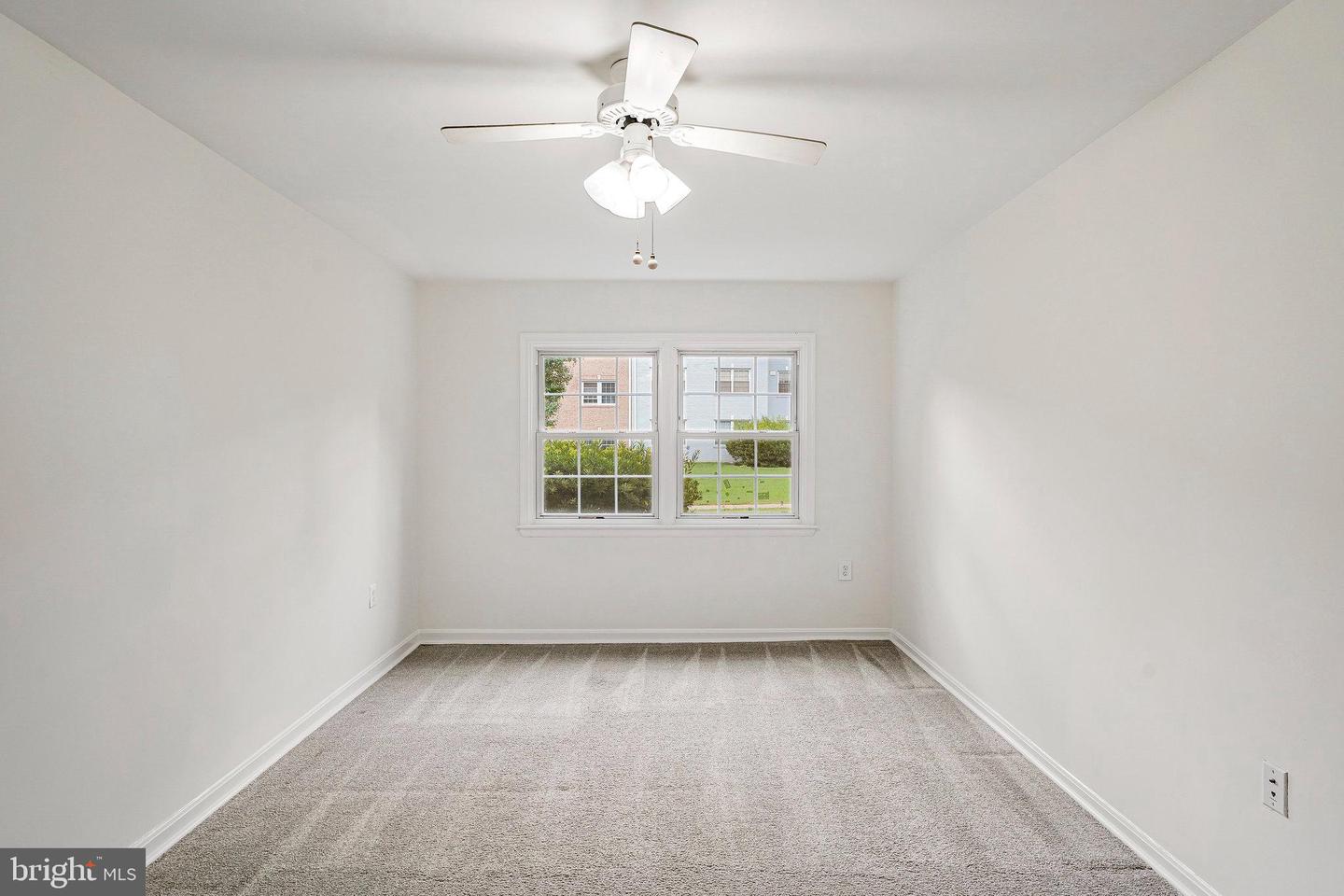 9451 FAIRFAX BLVD #102, FAIRFAX, Virginia 22031, 2 Bedrooms Bedrooms, ,1 BathroomBathrooms,Residential,For sale,9451 FAIRFAX BLVD #102,VAFC2006868 MLS # VAFC2006868