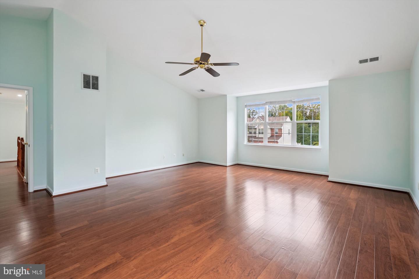 9183 MATTHEW DR, MANASSAS PARK, Virginia 20111, 6 Bedrooms Bedrooms, ,4 BathroomsBathrooms,Residential,For sale,9183 MATTHEW DR,VAMP2003260 MLS # VAMP2003260