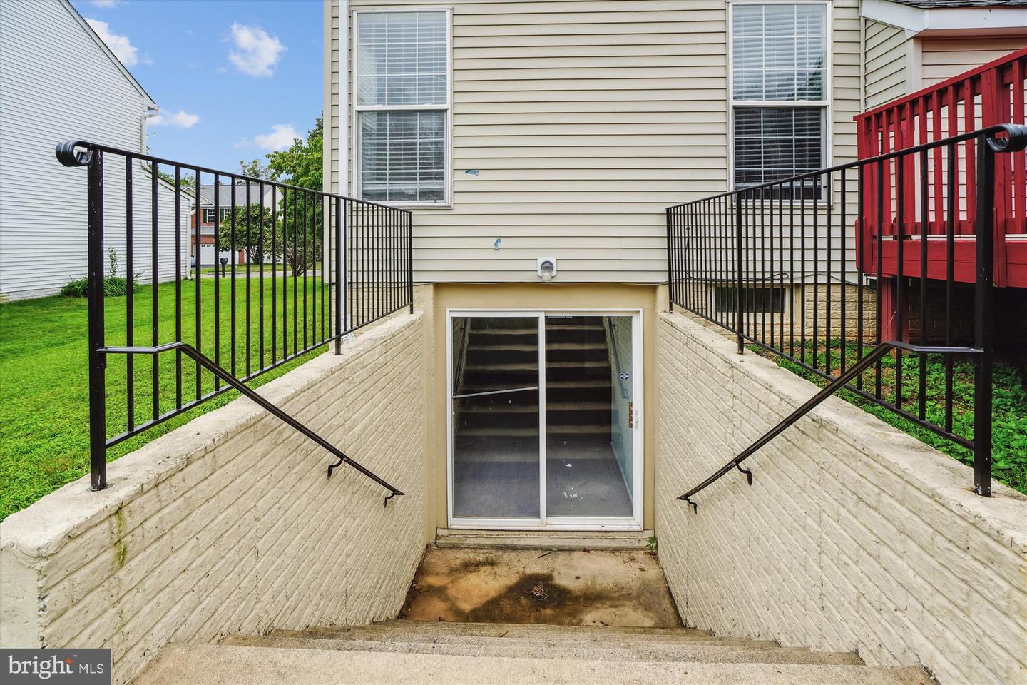 9183 MATTHEW DR, MANASSAS PARK, Virginia 20111, 6 Bedrooms Bedrooms, ,4 BathroomsBathrooms,Residential,For sale,9183 MATTHEW DR,VAMP2003260 MLS # VAMP2003260