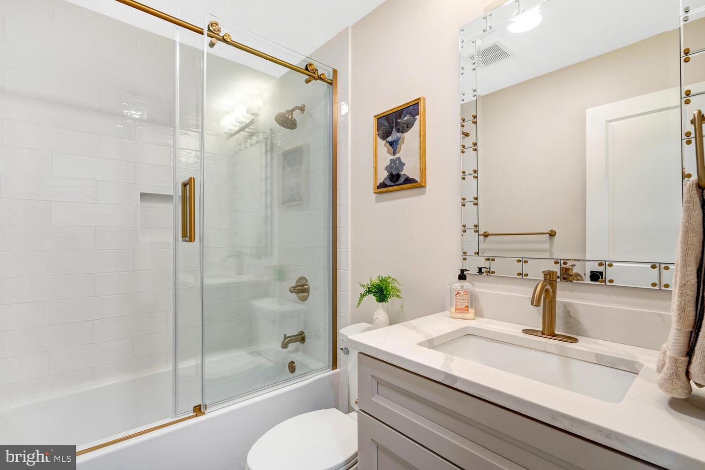 1929 BATON DR, VIENNA, Virginia 22182, 5 Bedrooms Bedrooms, ,3 BathroomsBathrooms,Residential,For sale,1929 BATON DR,VAFX2263170 MLS # VAFX2263170