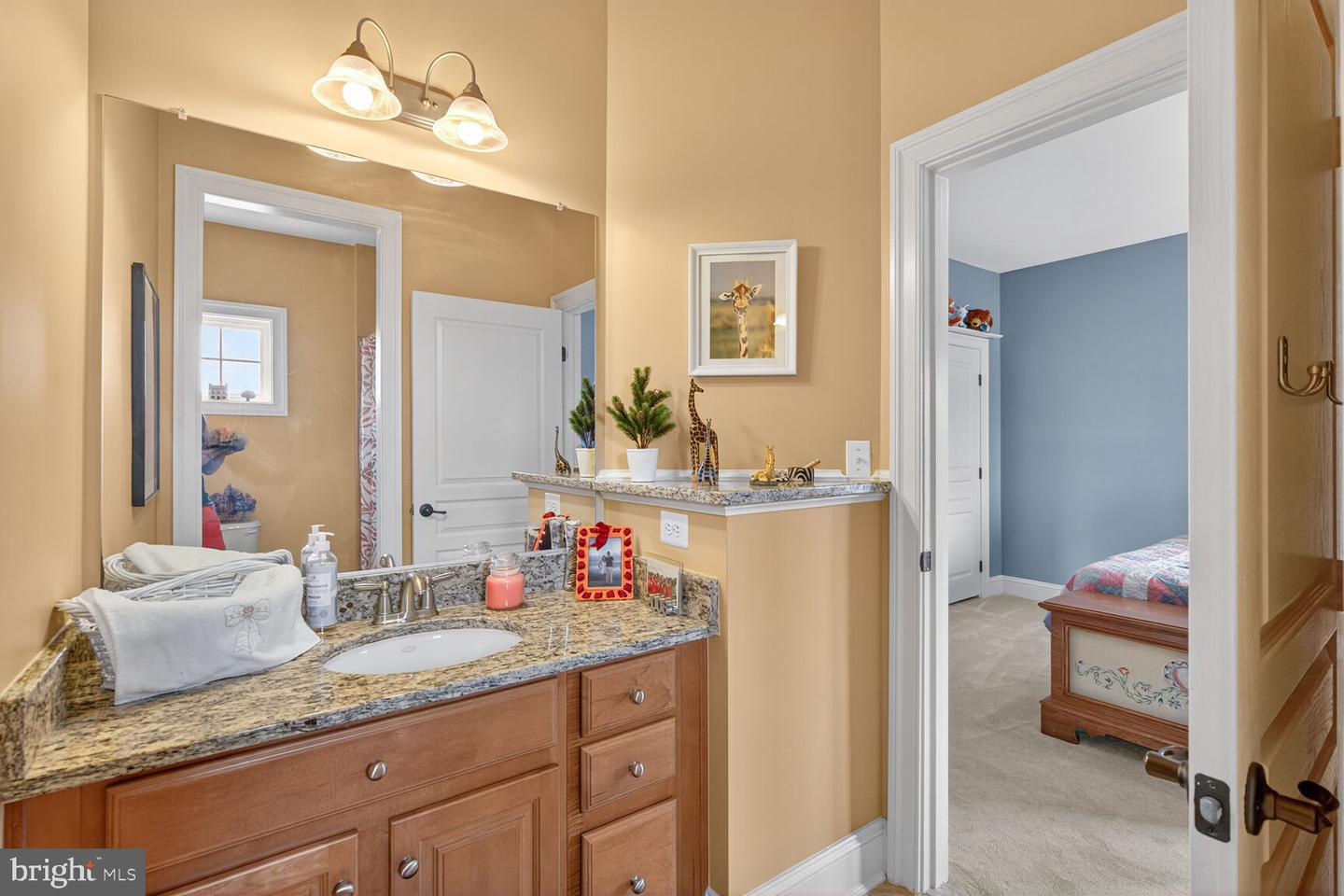 4534 SPRING RUN ROAD, WARRENTON, Virginia 20187, 4 Bedrooms Bedrooms, ,4 BathroomsBathrooms,Residential,For sale,4534 SPRING RUN ROAD,VAFQ2018032 MLS # VAFQ2018032