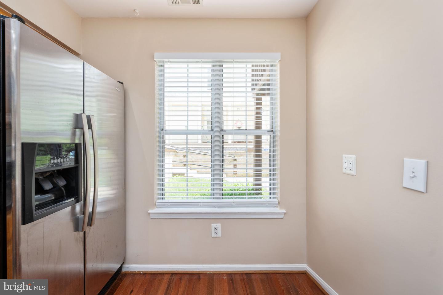 9476 SCARLET OAK DR, MANASSAS, Virginia 20110, 2 Bedrooms Bedrooms, ,2 BathroomsBathrooms,Residential,For sale,9476 SCARLET OAK DR,VAMN2009258 MLS # VAMN2009258