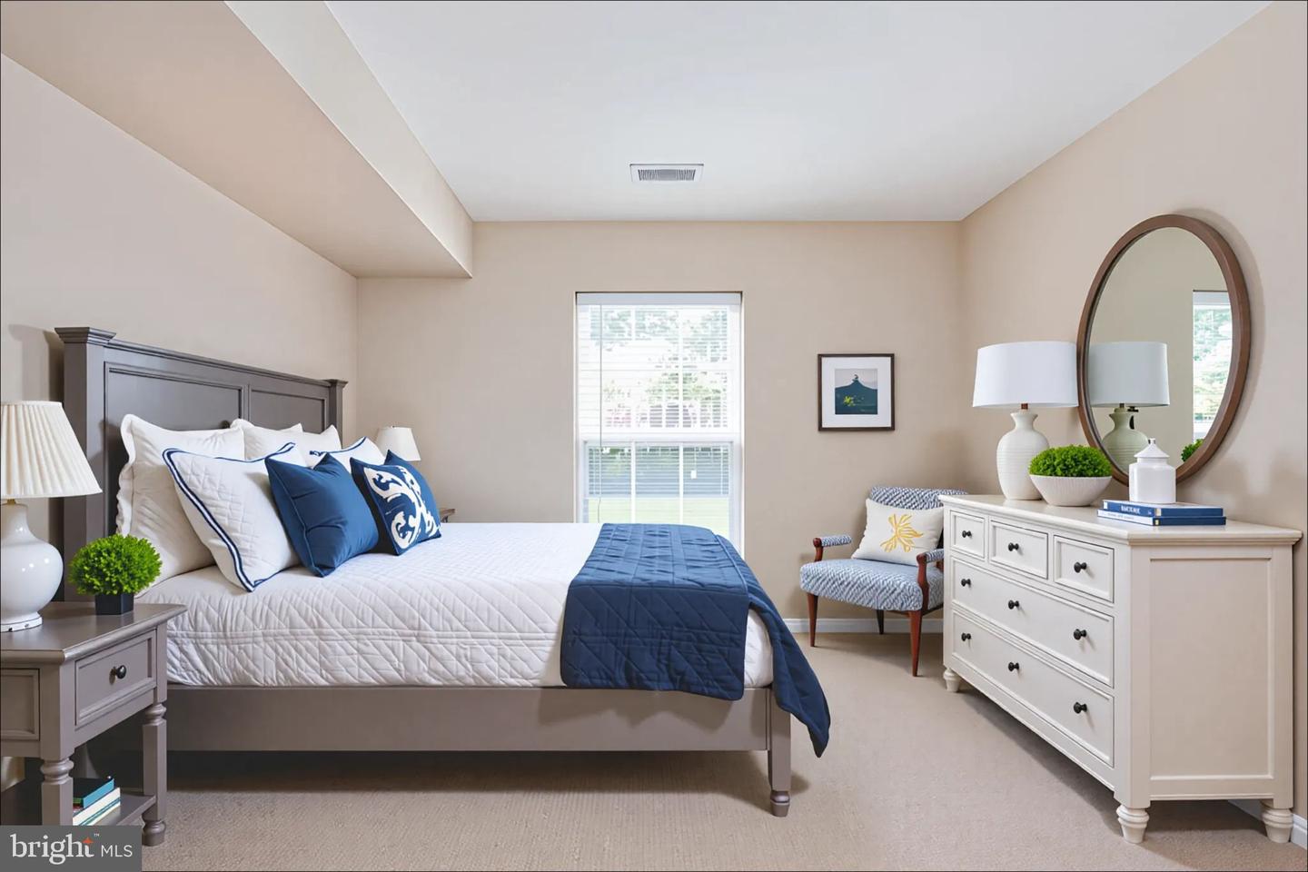 9476 SCARLET OAK DR, MANASSAS, Virginia 20110, 2 Bedrooms Bedrooms, ,2 BathroomsBathrooms,Residential,For sale,9476 SCARLET OAK DR,VAMN2009258 MLS # VAMN2009258