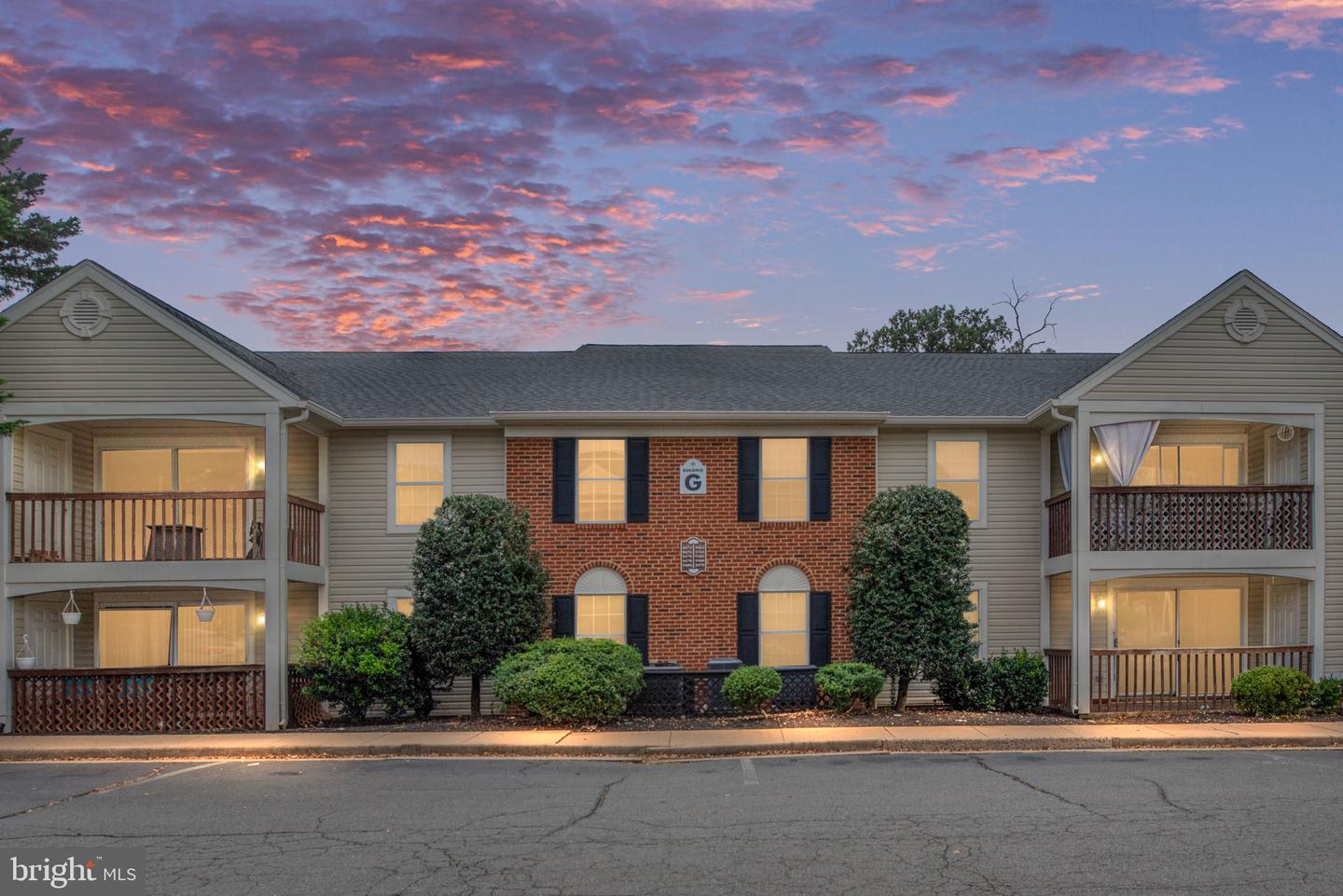 9476 SCARLET OAK DR, MANASSAS, Virginia 20110, 2 Bedrooms Bedrooms, ,2 BathroomsBathrooms,Residential,For sale,9476 SCARLET OAK DR,VAMN2009258 MLS # VAMN2009258