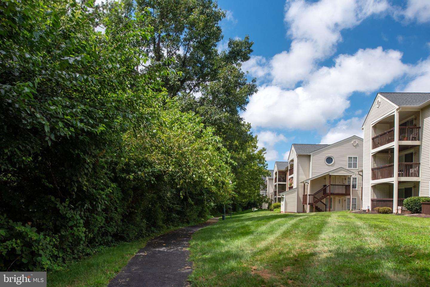 9476 SCARLET OAK DR, MANASSAS, Virginia 20110, 2 Bedrooms Bedrooms, ,2 BathroomsBathrooms,Residential,For sale,9476 SCARLET OAK DR,VAMN2009258 MLS # VAMN2009258
