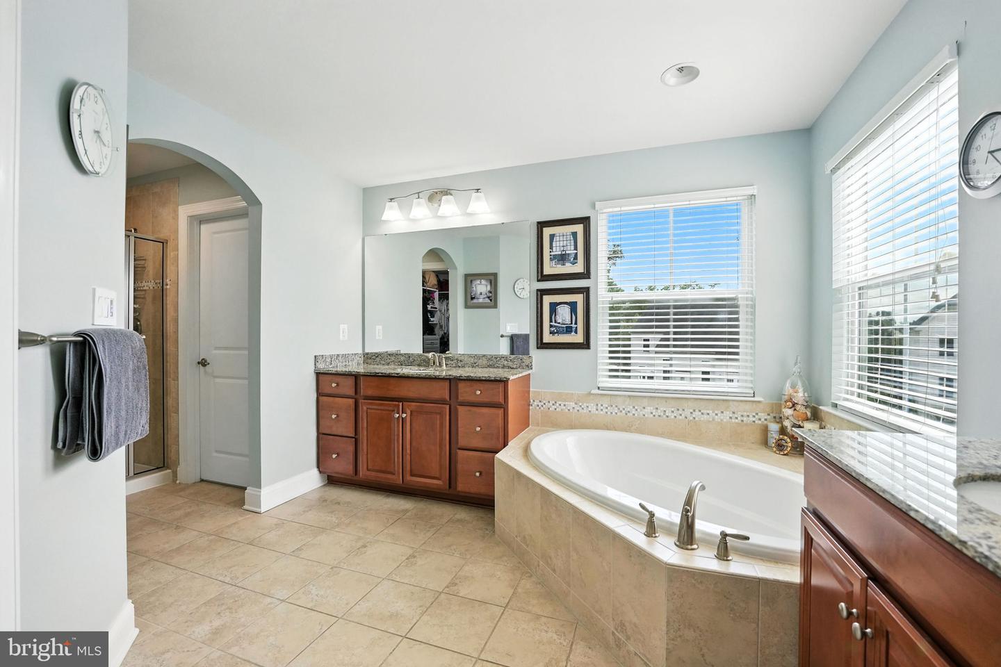 41979 CEDAR POINT PL, ALDIE, Virginia 20105, 4 Bedrooms Bedrooms, ,3 BathroomsBathrooms,Residential,For sale,41979 CEDAR POINT PL,VALO2105328 MLS # VALO2105328