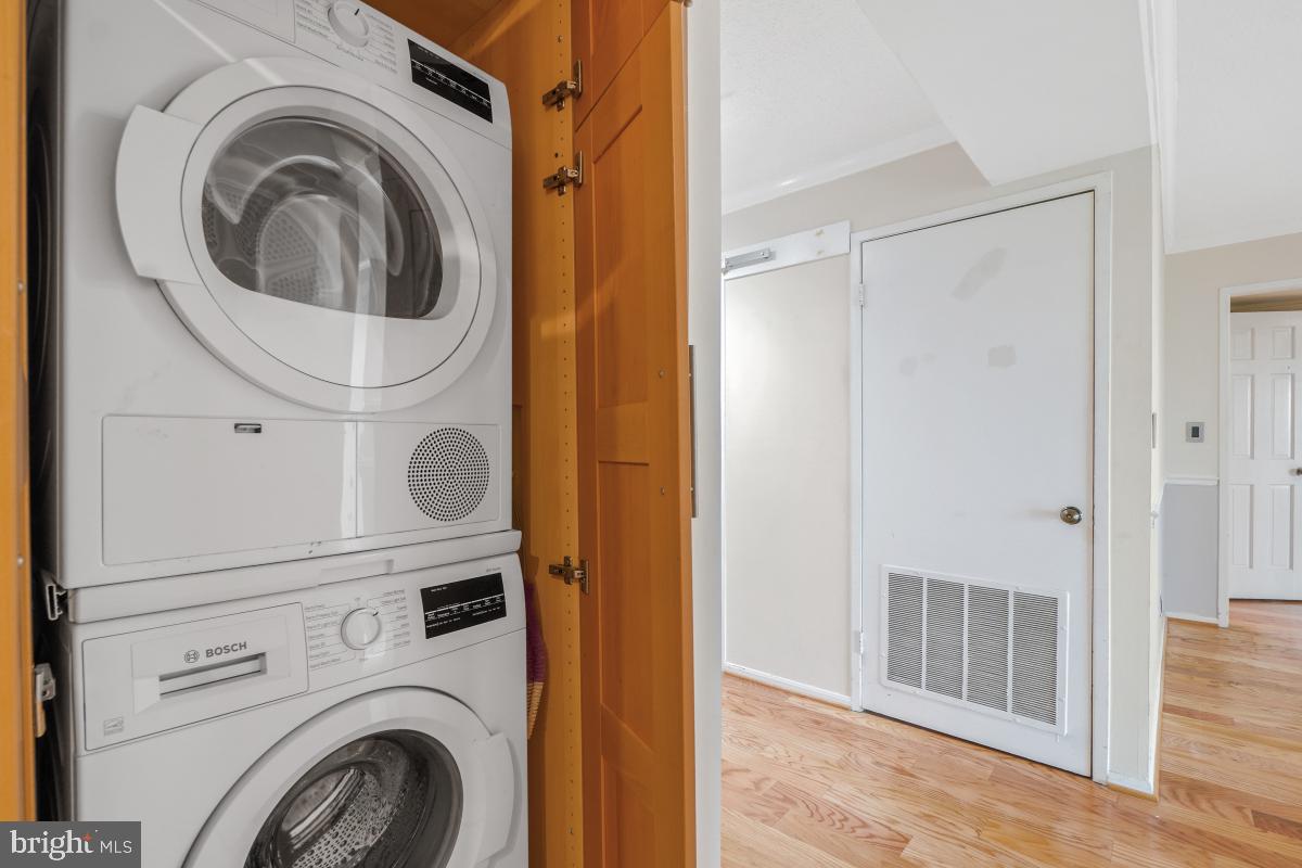 5901 MOUNT EAGLE DR #1117, ALEXANDRIA, Virginia 22303, 1 Bedroom Bedrooms, 6 Rooms Rooms,1 BathroomBathrooms,Residential,For sale,5901 MOUNT EAGLE DR #1117,VAFX2263224 MLS # VAFX2263224
