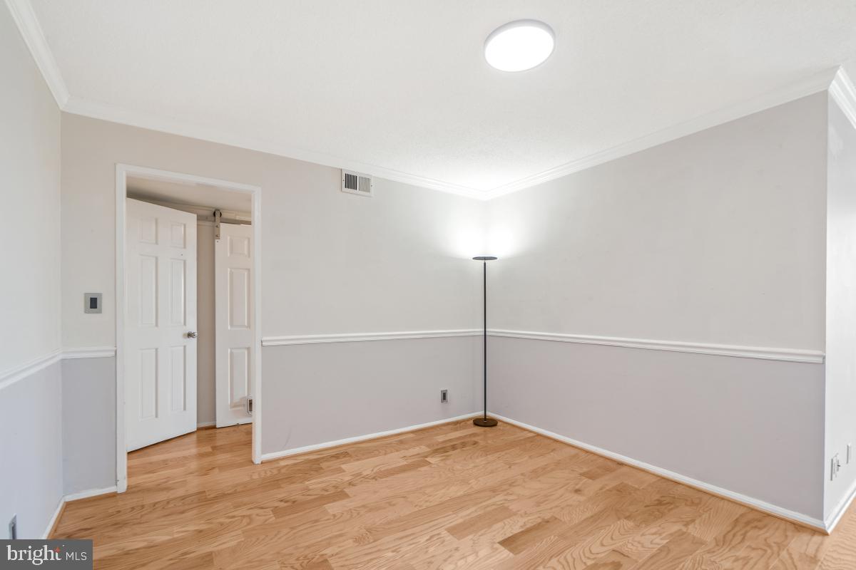 5901 MOUNT EAGLE DR #1117, ALEXANDRIA, Virginia 22303, 1 Bedroom Bedrooms, 6 Rooms Rooms,1 BathroomBathrooms,Residential,For sale,5901 MOUNT EAGLE DR #1117,VAFX2263224 MLS # VAFX2263224